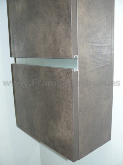 Mueble de baño laminado efecto gola - Imagen 3