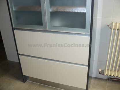 Muebles de cocina tirador efecto gola y oculto - Imagen 19