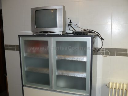 Muebles de cocina tirador efecto gola y oculto - Imagen 20