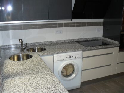 Muebles de cocina tirador efecto gola y oculto - Imagen 3