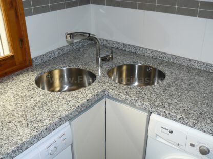 Muebles de cocina tirador efecto gola y oculto - Imagen 8