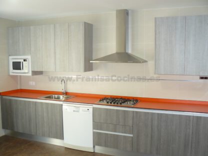 Muebles de cocina tirador efecto gola y tirador oculto - Imagen 2