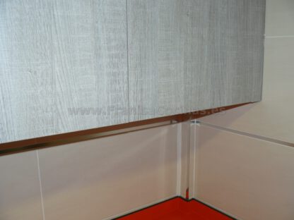 Muebles de cocina tirador efecto gola y tirador oculto - Imagen 27