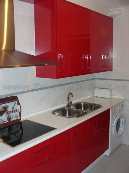 Muebles de cocina roja laminado estratificado AR+