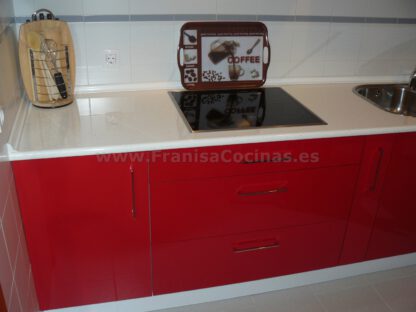 Muebles de cocina roja laminado estratificado AR+ - Imagen 15