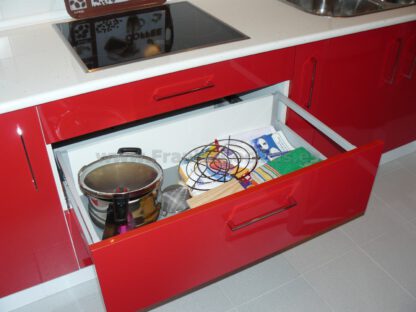 Muebles de cocina roja laminado estratificado AR+ - Imagen 17