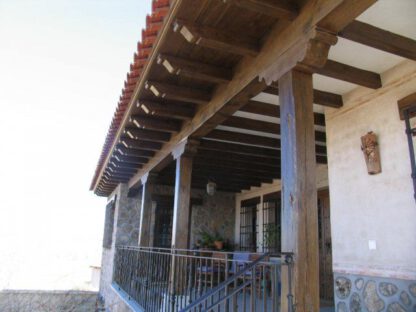 Canes de madera para alero de tejado