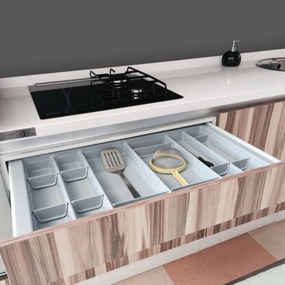 Organiza tu Cocina a tu Manera: Cubertero Gris Adaptable con Separadores Móviles