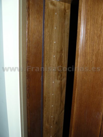 Armario empotrado rústico madera de roble - Imagen 10