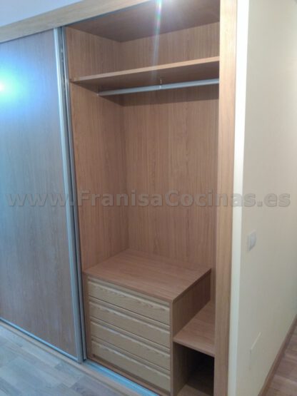 Armario empotrado puertas correderas melamina haya - Imagen 5