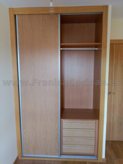 Armario empotrado puertas correderas melamina haya - Imagen 8