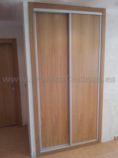 Armario empotrado puertas correderas - Imagen 2