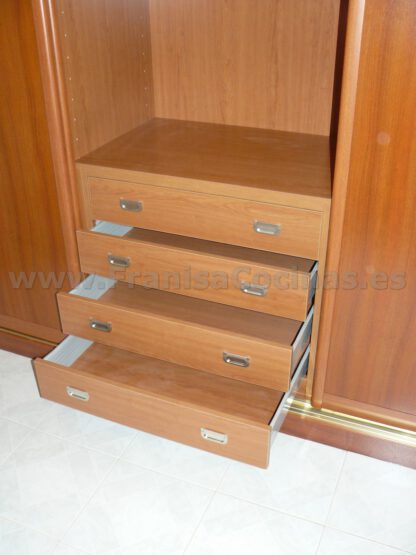 Armario empotrado puertas correderas sapelly - Imagen 5