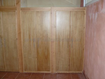 Armario empotrado puertas plegables madera de pino - Imagen 8