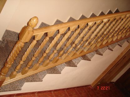Balaustre de madera de roble para escalera - Imagen 12