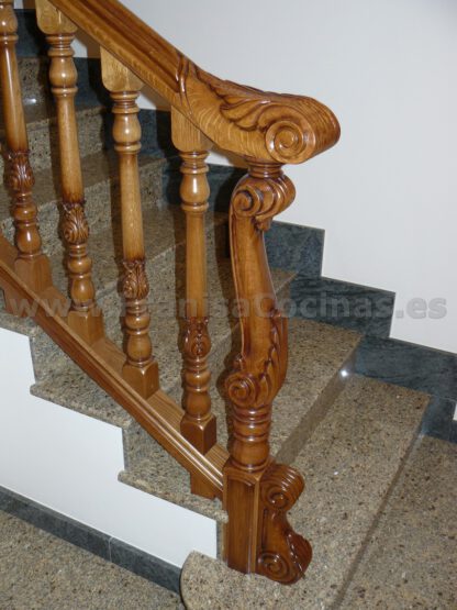 Balaustre de madera de roble - Imagen 15