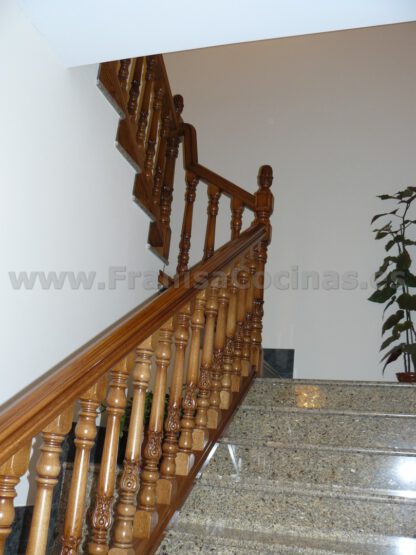 Balaustre de madera de roble - Imagen 19