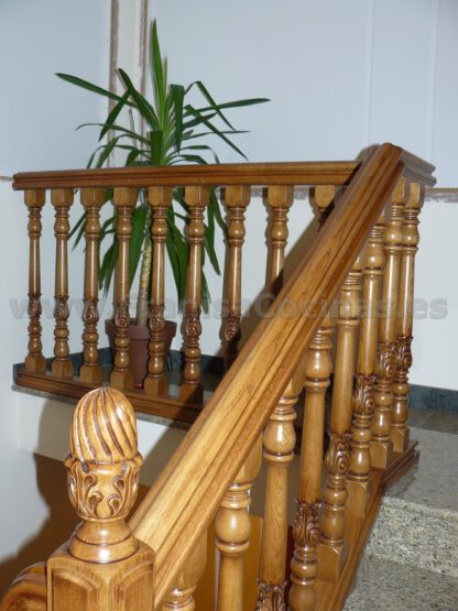Balaustre de madera de roble - Imagen 21