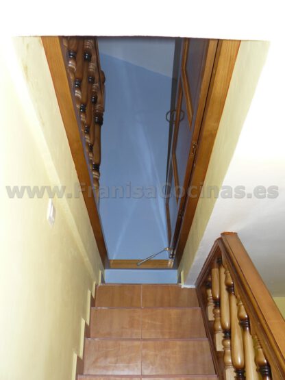 Balaustre de madera de pino tintado - Imagen 20