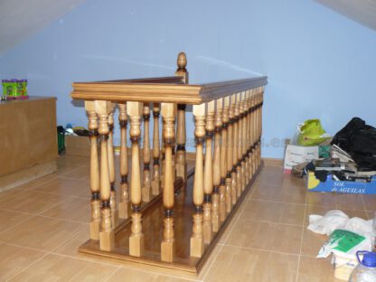 Balaustre de madera de pino tintado - Imagen 22
