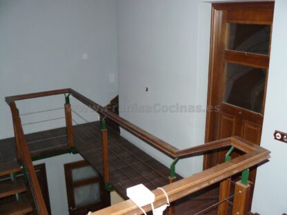 Escalera de madera de roble - Imagen 11