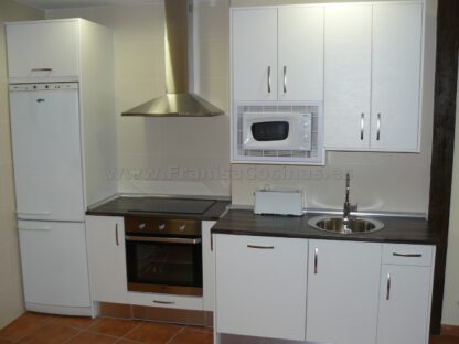 Muebles de cocina laminado estratificado - Imagen 2
