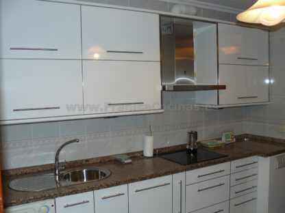 Muebles de cocina laminado estratificado blanco brillo AR+ - Imagen 2
