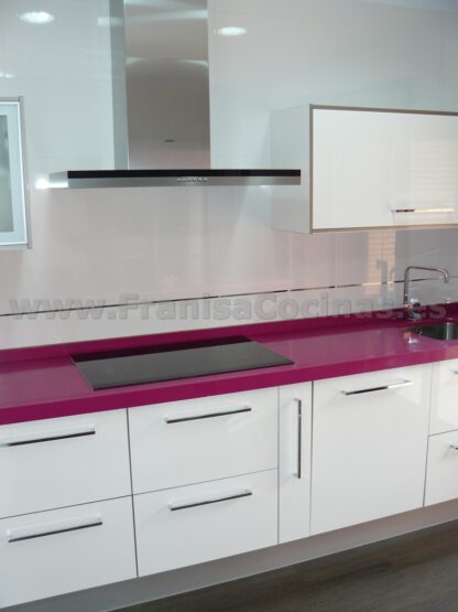 Muebles de cocina Luxe blanco alto brillo - Imagen 19