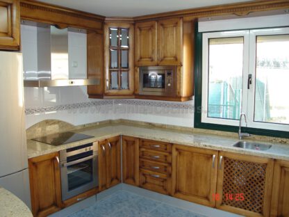Muebles de cocina madera de fresno - Imagen 4