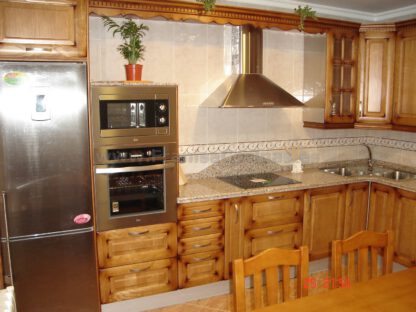 Muebles de cocina de madera fresno - Imagen 5