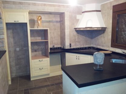 Muebles de cocina madera rústica - Imagen 2
