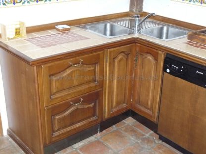 Muebles de cocina rústica madera pino - Imagen 10