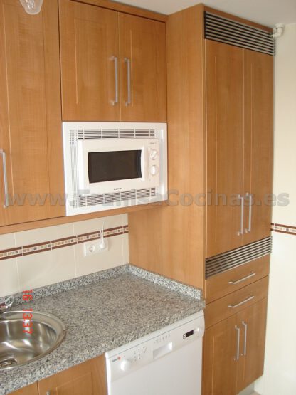 Muebles de cocina polilaminada maple oscuro - Imagen 5