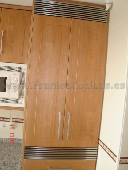 Muebles de cocina polilaminada maple oscuro - Imagen 8