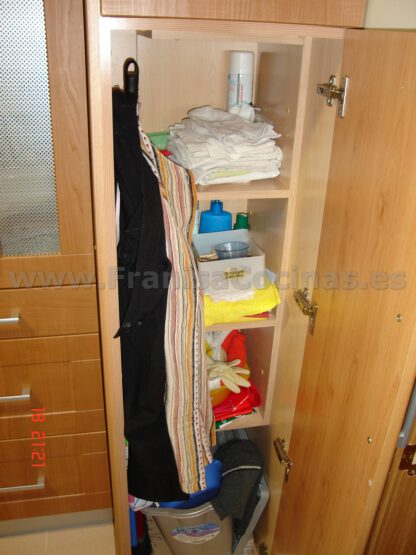 Muebles de cocina polilaminado cerezo - Imagen 17