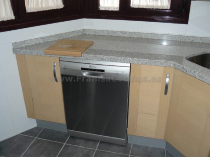 Muebles de cocina tablero marino maple - Imagen 16