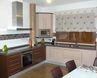 Muebles de cocina tablero marino wengue y roble pr