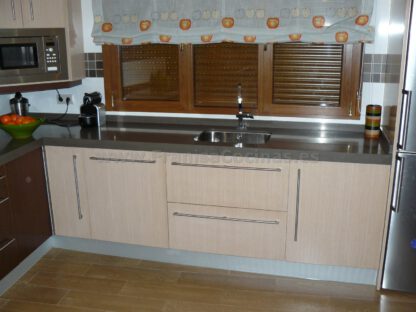 Muebles de cocina tablero marino wengue y roble pr - Imagen 8