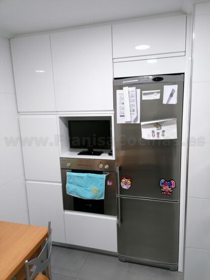 Muebles de cocina blanco alto brillo - Imagen 42