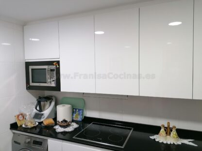 Muebles de cocina blanco alto brillo - Imagen 8