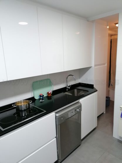 Muebles de cocina blanco alto brillo - Imagen 30