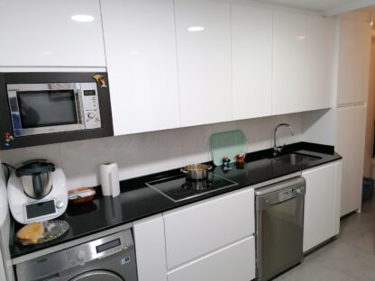 Muebles de cocina blanco alto brillo - Imagen 7