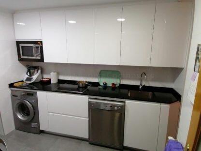 Muebles de cocina blanco alto brillo - Imagen 5