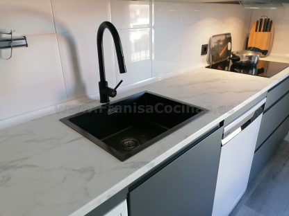 Cocinas Modernas a Medida: Gris Antracita Mate Antihuellas y Acabados Premium - Imagen 109