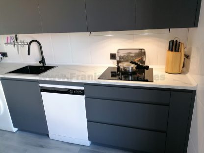 Cocinas Modernas a Medida: Gris Antracita Mate Antihuellas y Acabados Premium - Imagen 116
