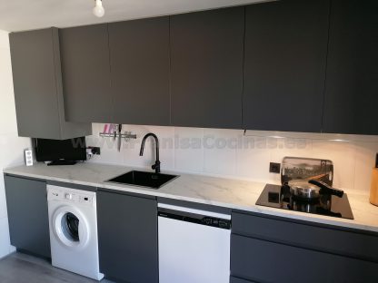 Cocinas Modernas a Medida: Gris Antracita Mate Antihuellas y Acabados Premium - Imagen 118