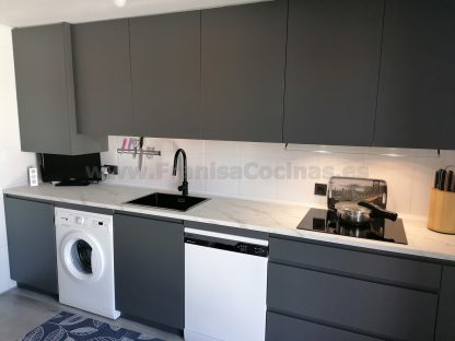 Cocinas Modernas a Medida: Gris Antracita Mate Antihuellas y Acabados Premium - Imagen 38