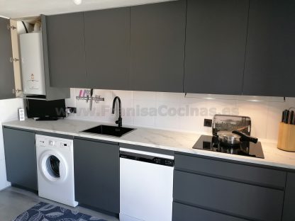 Cocinas Modernas a Medida: Gris Antracita Mate Antihuellas y Acabados Premium - Imagen 39