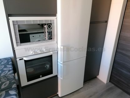Cocinas Modernas a Medida: Gris Antracita Mate Antihuellas y Acabados Premium - Imagen 58