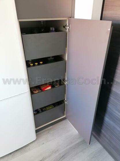 Cocinas Modernas a Medida: Gris Antracita Mate Antihuellas y Acabados Premium - Imagen 60